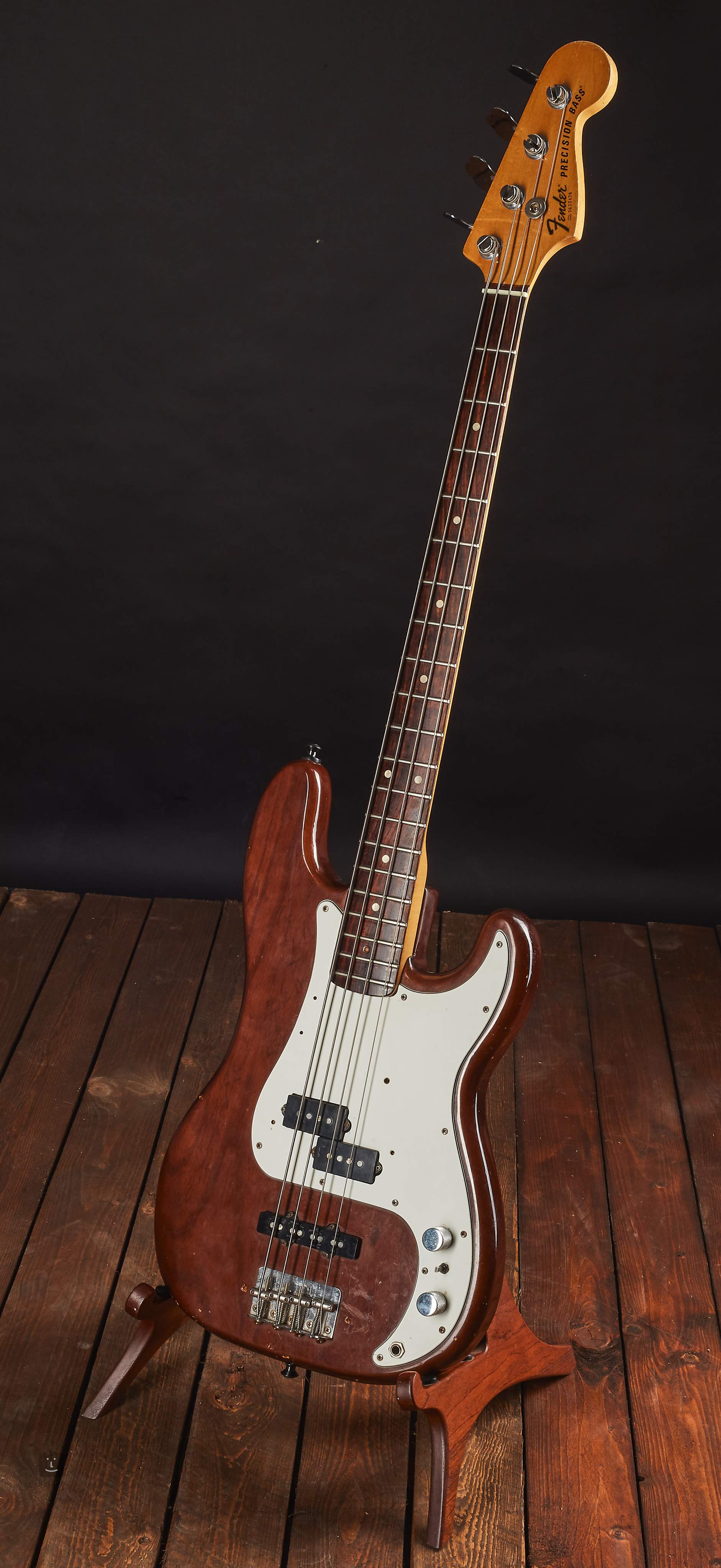 fender precision bass mocha brown