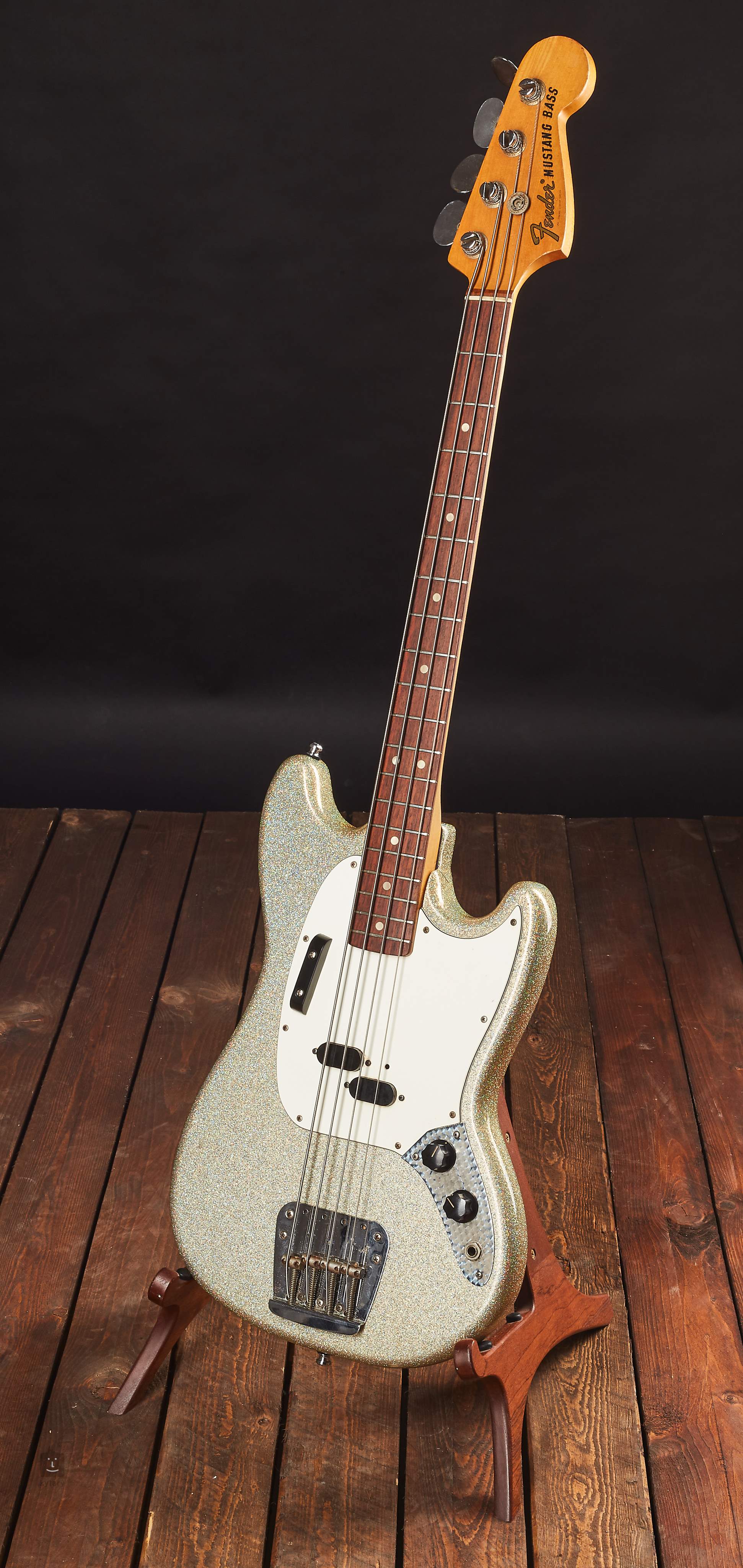 1966 mustang bass