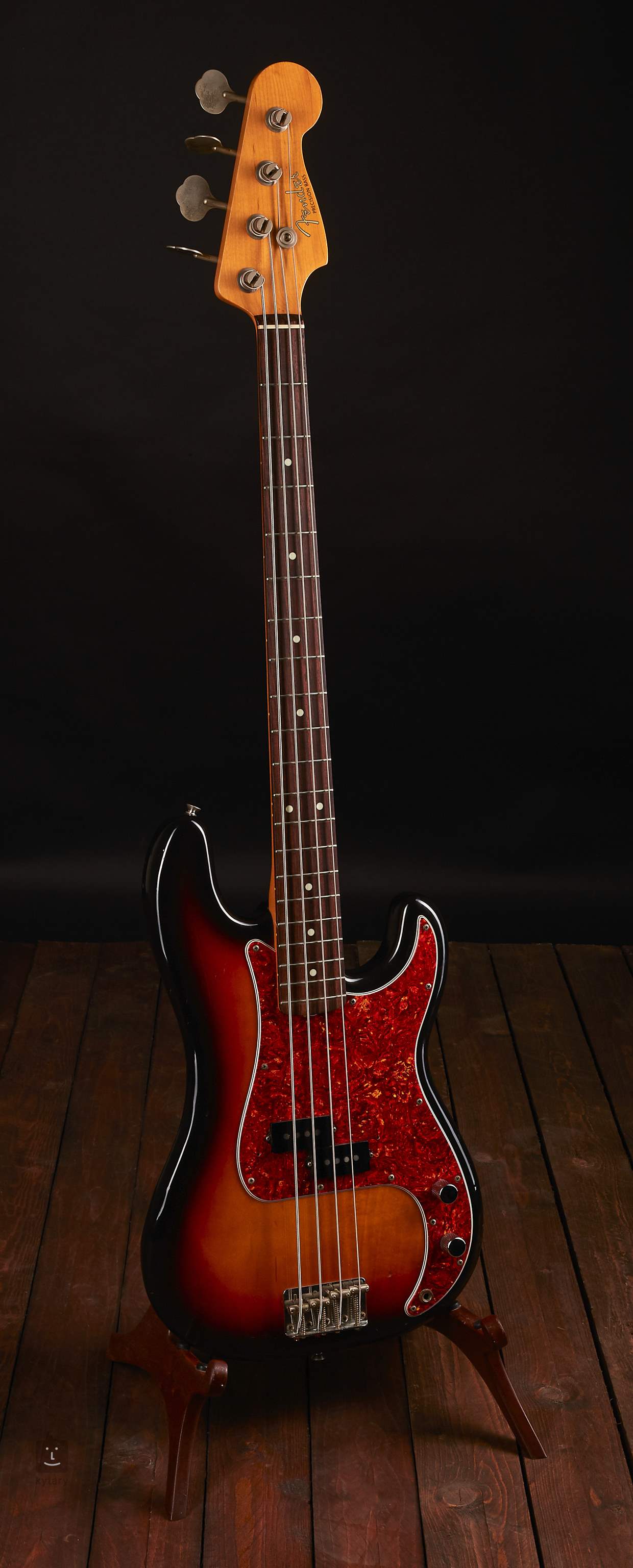 1989 fender precision bass