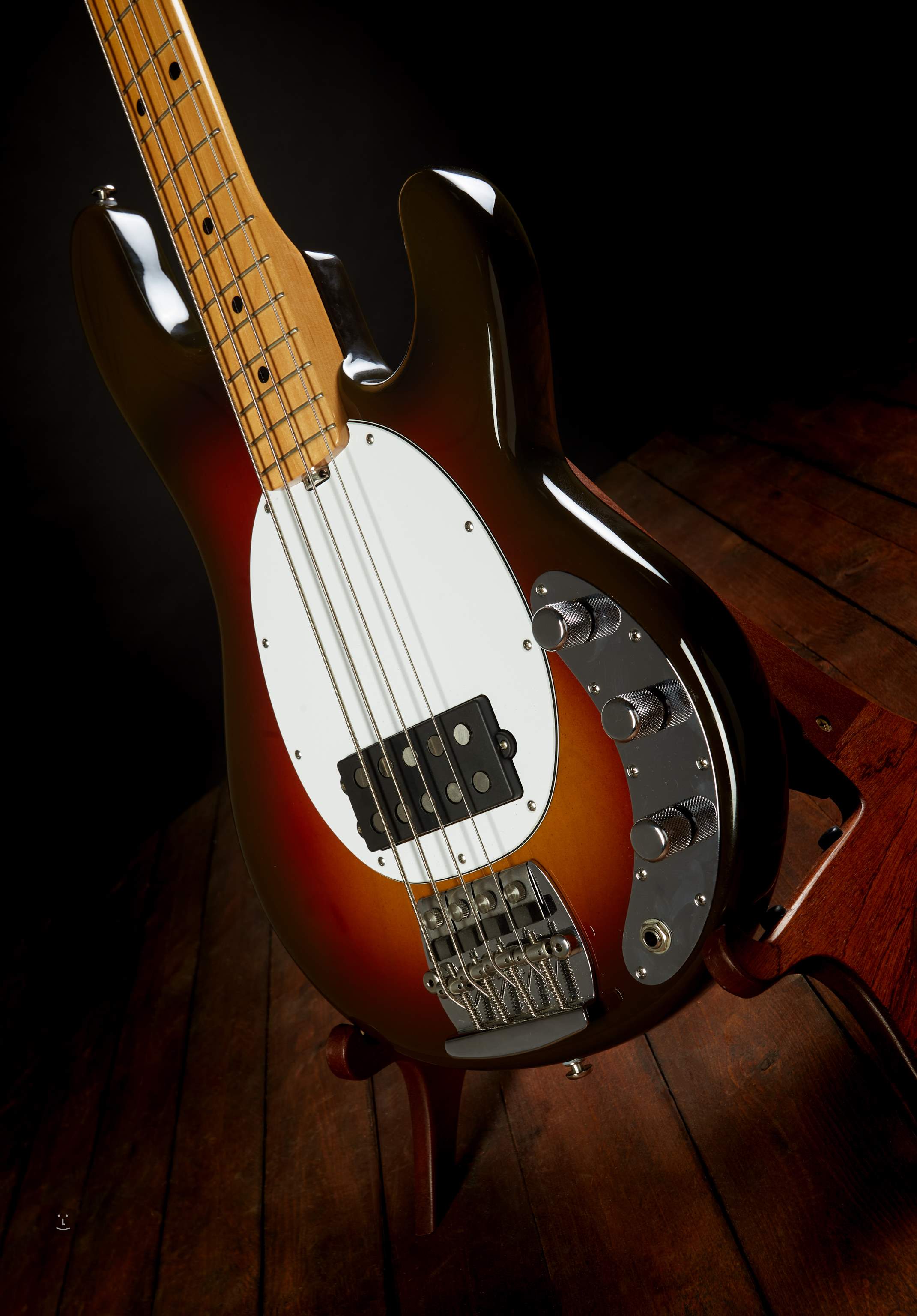 music man stingray 40th anniversary