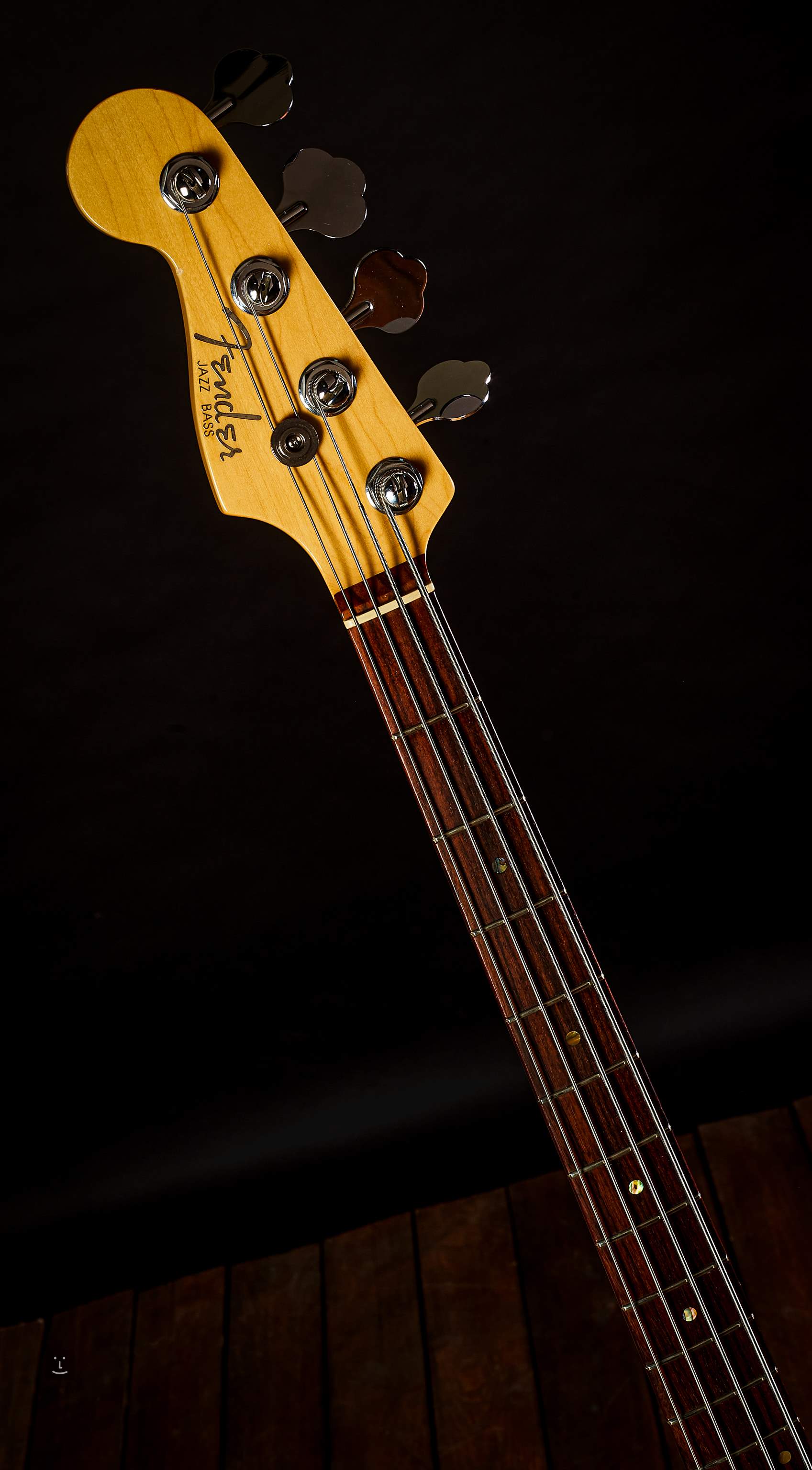 fender american deluxe jazz bass neck