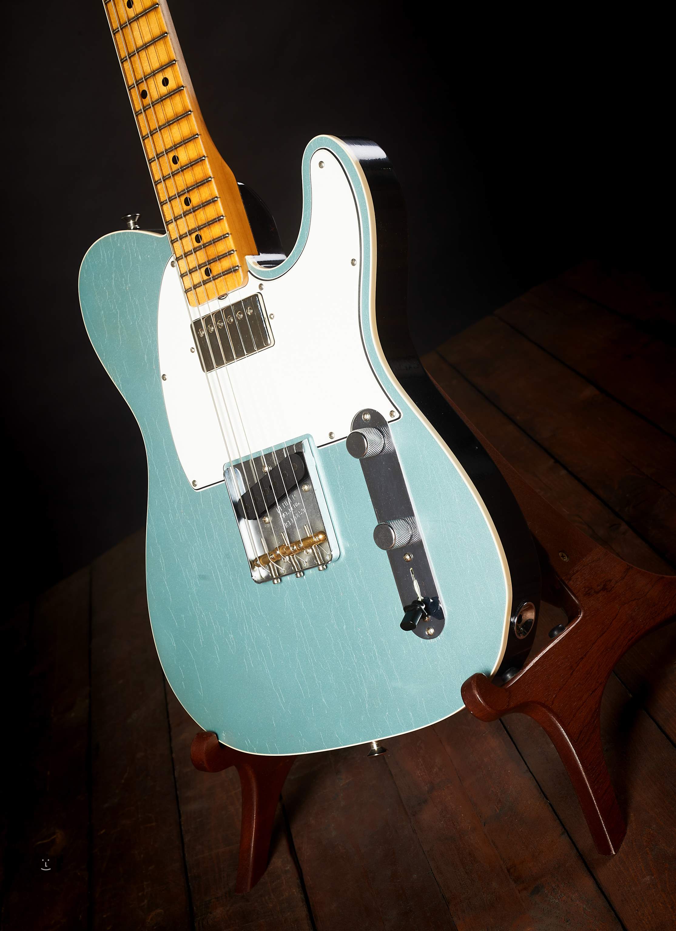 FENDER Electric Guitar