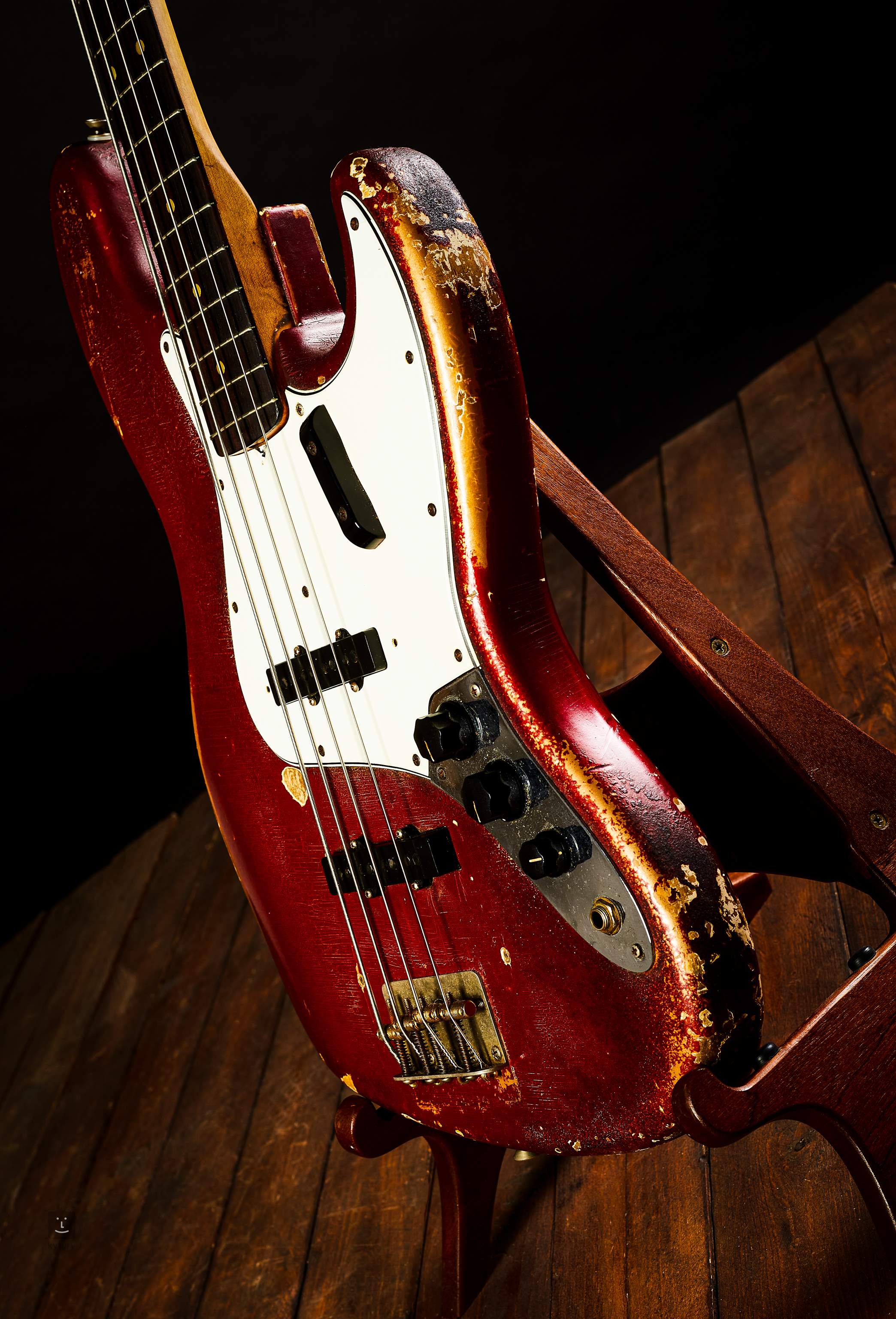 FENDER 1965/66 Jazz Bass CAR Custom Colour Matching Headstock