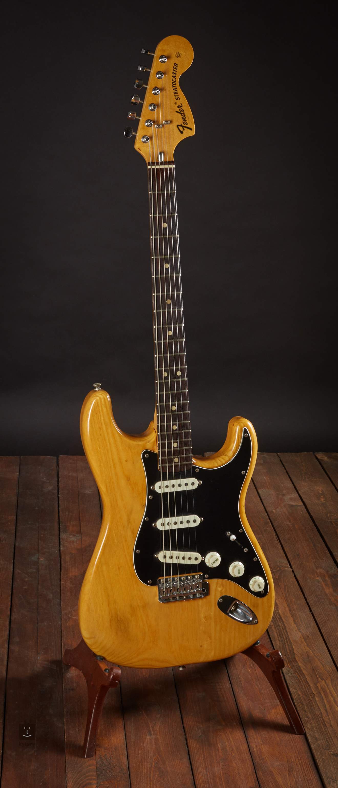 natural stratocaster