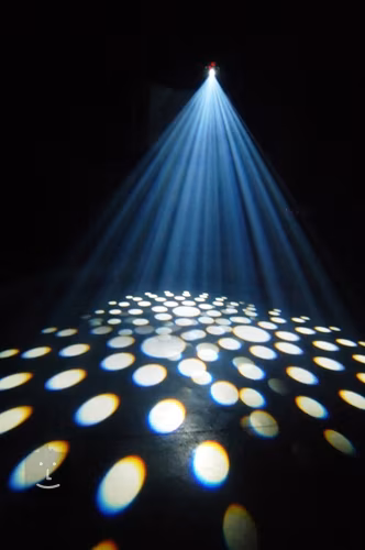 Chauvet Q-Spot™ 150 LED - sleva se vztahuje na poslední kus skladem!!!  - 