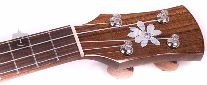 Uluru Nehe I - Ukulele akustyczne