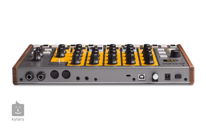 Akai Tom Cat - Syntezator perkusyjny, sequencer