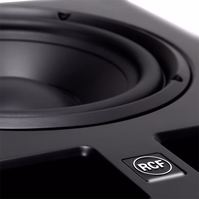 RCF PRO10 SUB - Aktywny subwoofer
