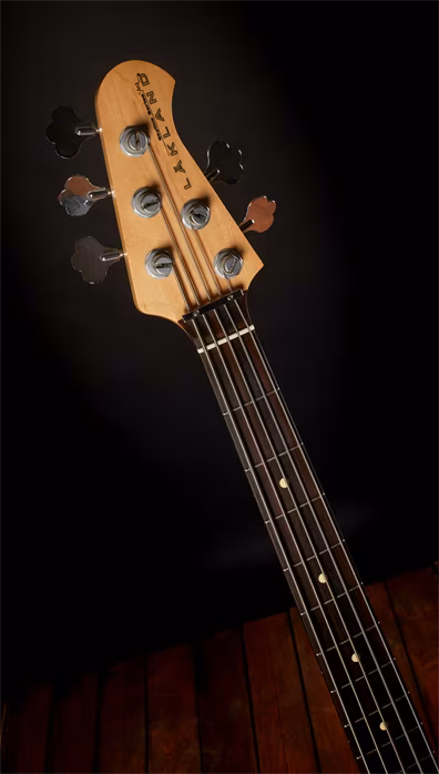 Lakland Skyline 55-01 Korea - Elektryczna gitara basowa