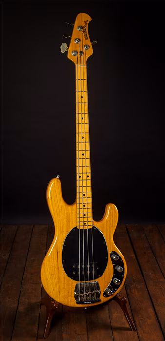 Music Man 90s Stingray 4 EX Natural MIJ - Elektryczna gitara basowa