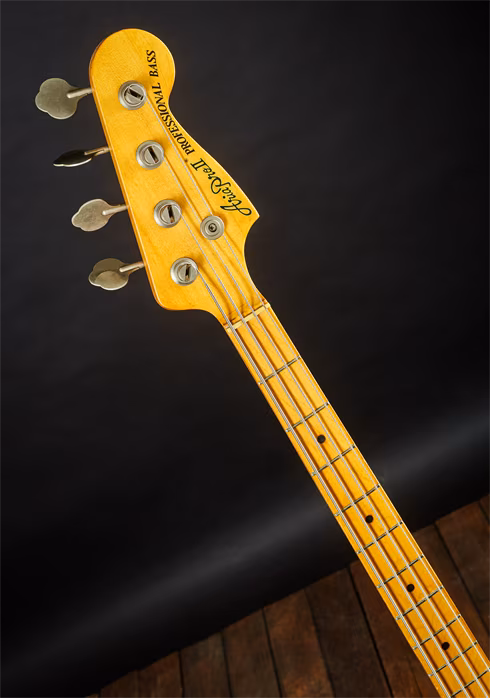 Aria Pro 2 1980 Professional Bass PB-550 - Elektryczna gitara basowa