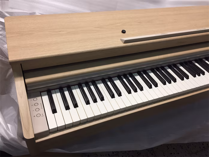 Roland RP701-LA (używane) - Fortepian cyfrowy