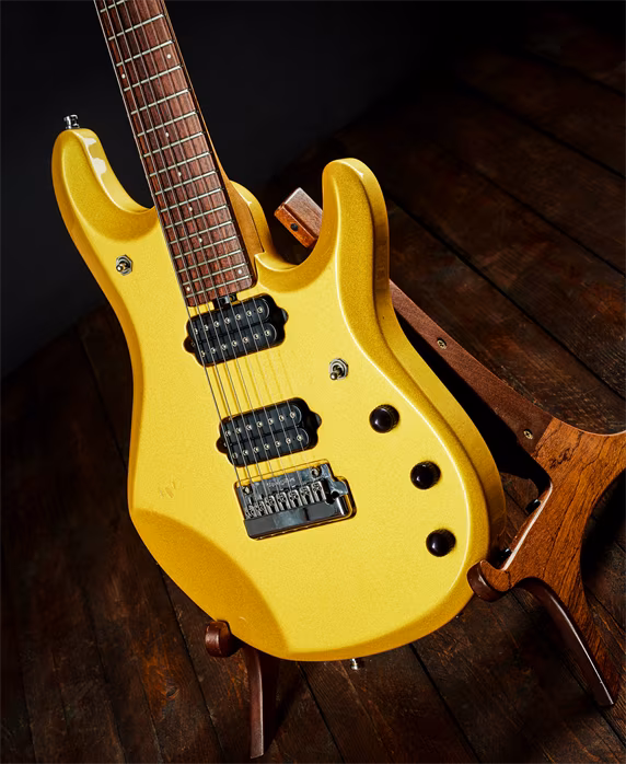 Music Man 2005 Petrucci JP7 Piezo Medallion Gold - Gitara elektryczna