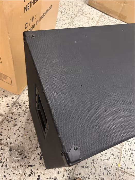 Ampeg Venture VB-410 (używane) - Kolumna do gitar basowych