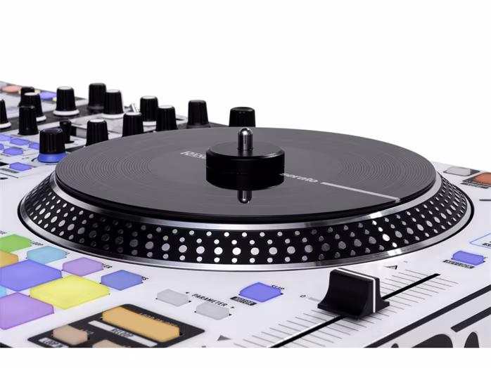 Rane ONE MKII - Kontroler DJ-ski z kartą dźwiękową