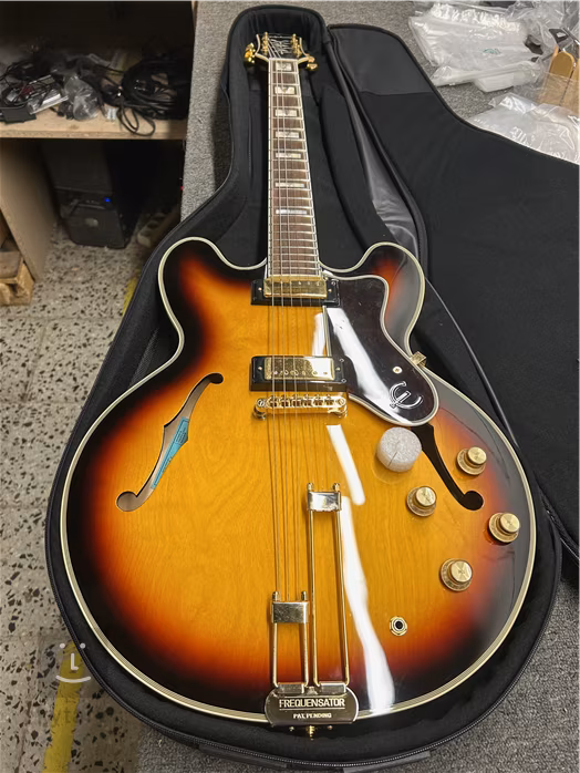 Epiphone Sheraton Vintage Sunburst (używane) - Gitara półakustyczna
