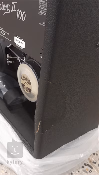 Fender CHAMPION II 100 230V EU (uszkodzone) - Combo gitarowe tranzystorowe