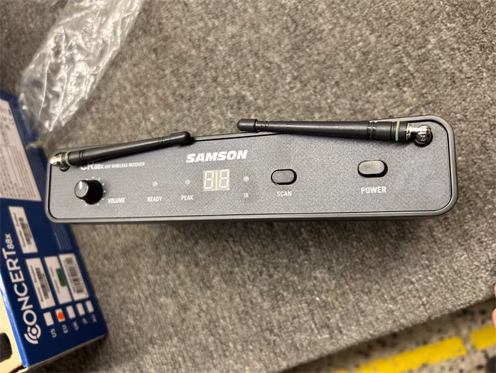 Samson Concert 88x Headset K (używane) - Bezprzewodowy zestaw nagłowny