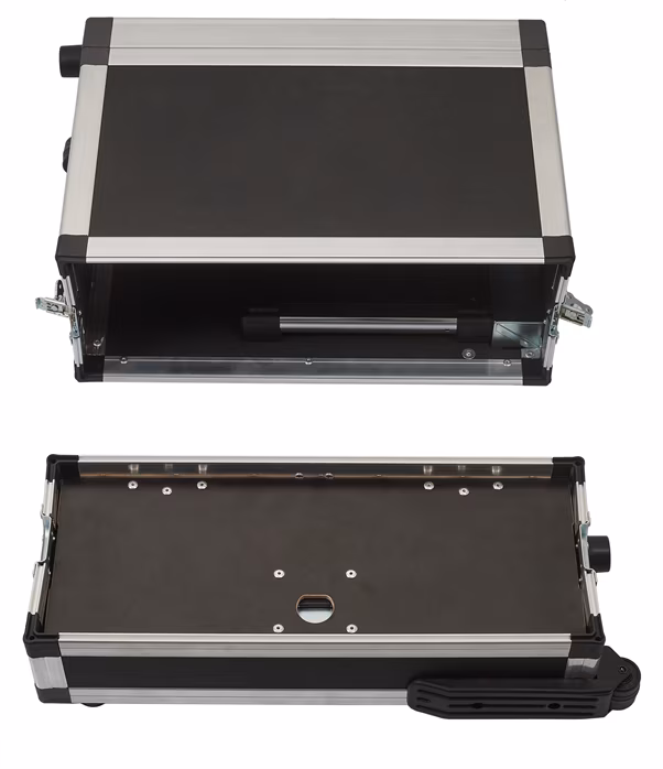 Razzor Cases Rack with telescopic pull-out handle and compartment for wireless components - Rack case