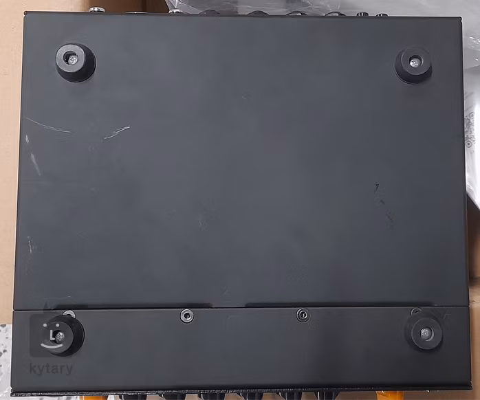 Markbass Little Mark IV (używane) - Wzmacniacz tranzystorowy do gitar basowych