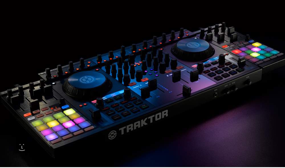 TRAKTOR KONTROL S4 & KONTROL F1 セット 楽器/器材 DJ機器 楽器/器材