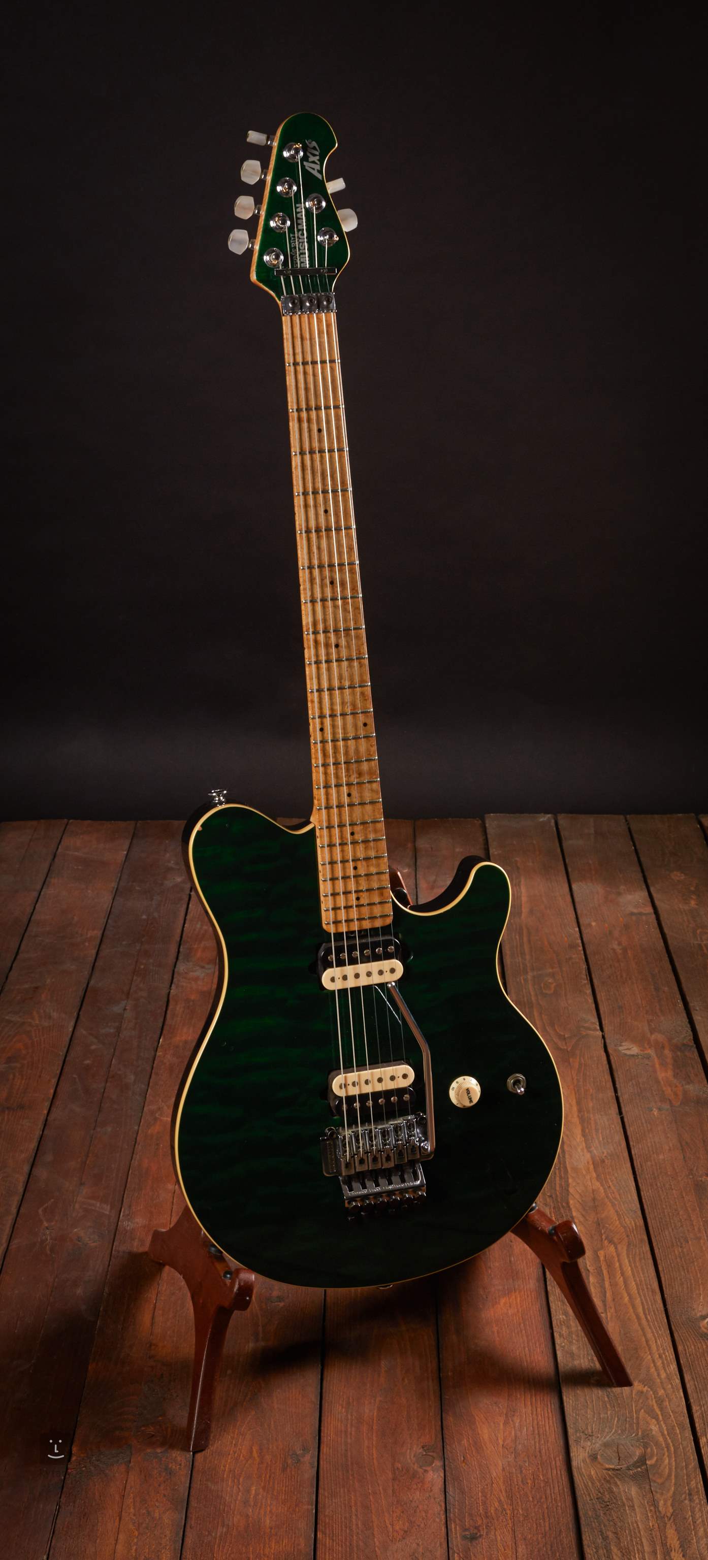 MUSIC MAN 2000 Axis Trans Emerald Green Gitara elektryczna