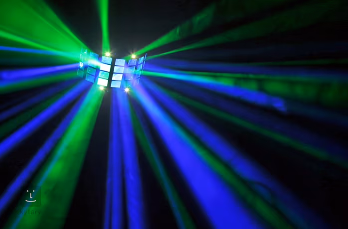 BeamZ LED Butterfly with Strobe - Efect LED