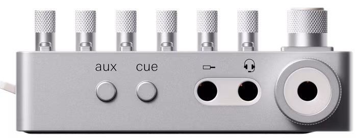 Teenage Engineering TX-6 - Pupitru de mixaj analogic