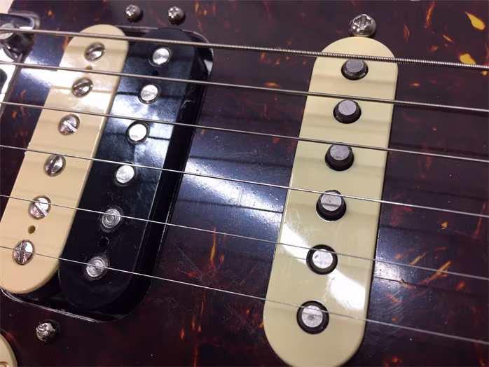 Fender American Professional II Stratocaster HSS RW OWT (utilizate) - Chitară electrică