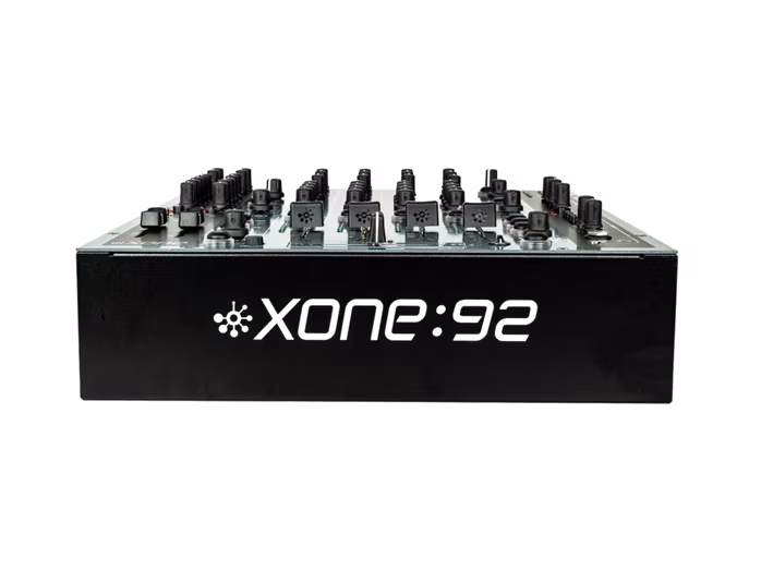 Allen&Heath XONE:92 MK2 - Pupitru de mixaj DJ