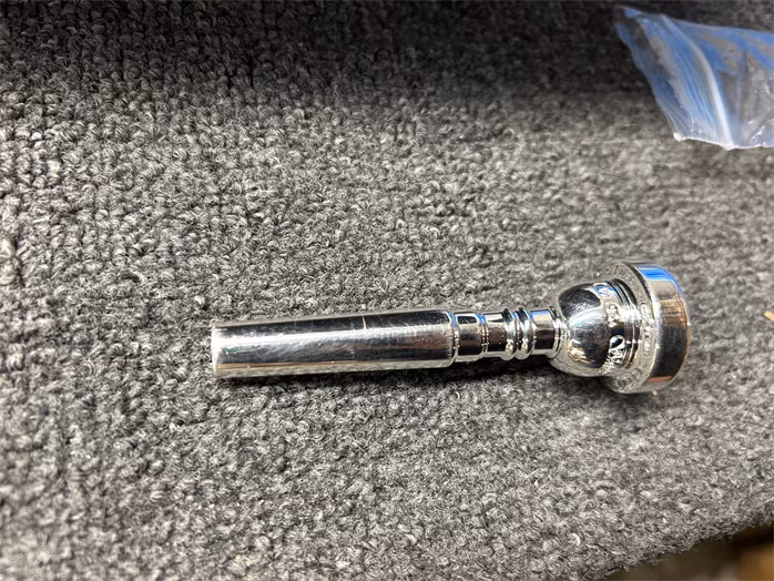 S.E.Shires Q13S (utilizate) - Trompetă