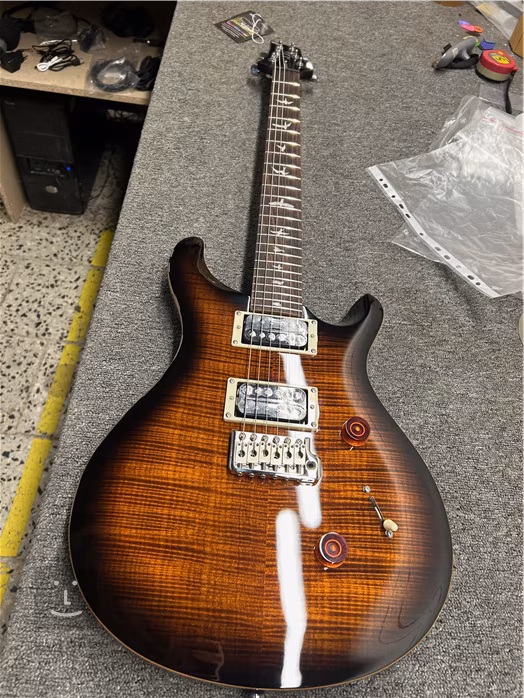 PRS SE Custom 24 Black Gold Sunburst 2021 (neambalat) - Chitară electrică