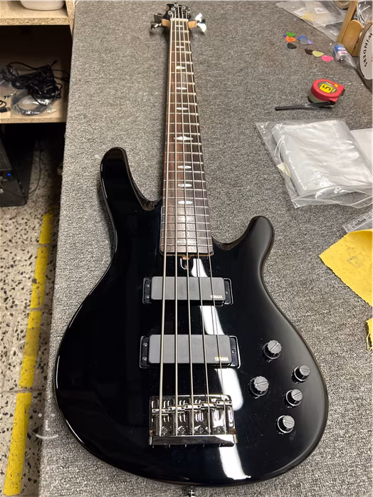 Yamaha TRB1005J BL (neambalat) - Chitară bass electrică