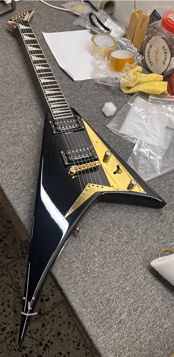 Jackson Pro RRT5 Rhoads EB BLK (neambalat) - Chitară electrică