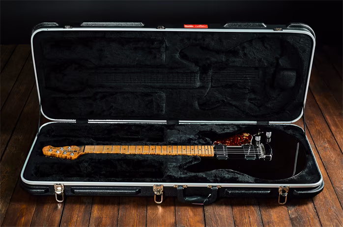 Music Man 2016 Valentine Trans Black - Chitară electrică