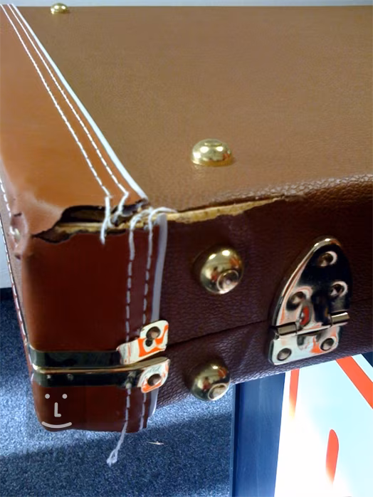 Rockcase Použité -Kufr HNĚDÝ pro Explorer - 