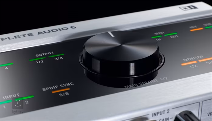 Native Instruments Komplete Audio 6 (rozbalené) - USB zvuková karta