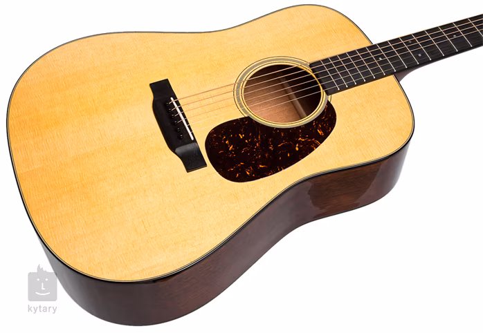 Martin D-18 - Akustická gitara