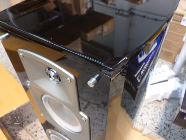 Yamaha NS-777 BLACK 2 kartony (poškodené) - 