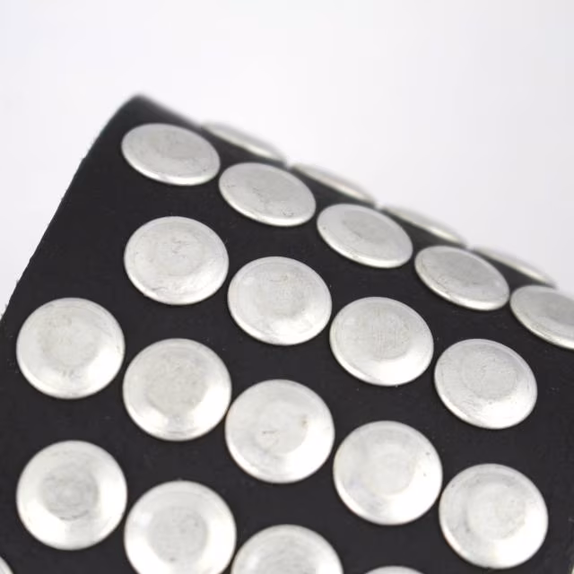 Richter Raw II Rivet Black/Old Silver - Gitarový popruh