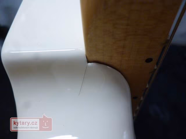 Fender Squier Bullet Stratocaster LRL AW (poškodené) - Elektrická gitara