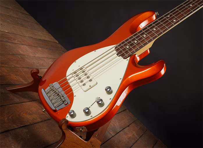 Music Man 2004 Stingray5 H Lava Pearl - Elektrická basgitara