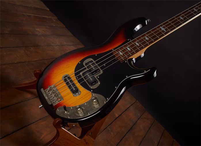 Yamaha 2024X Sunburst - Elektrická basgitara