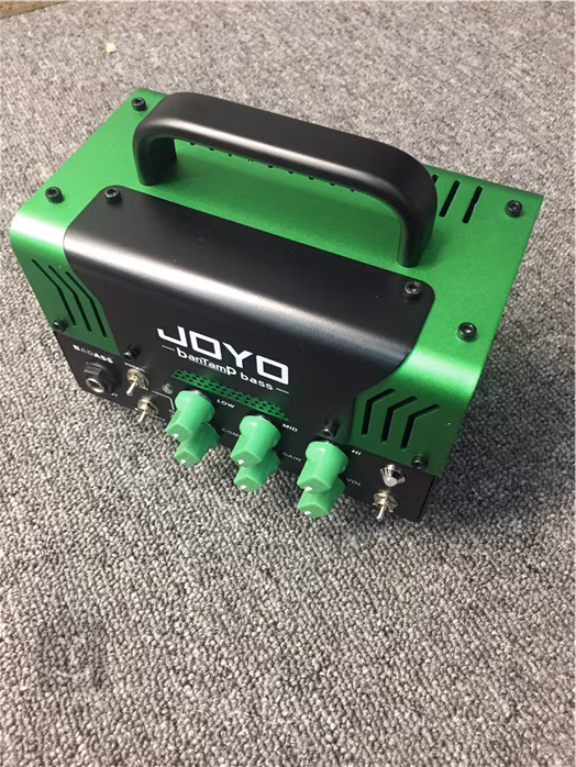 Joyo Bantamp BadASS (použité) - Basgitarový hybridný zosilňovač