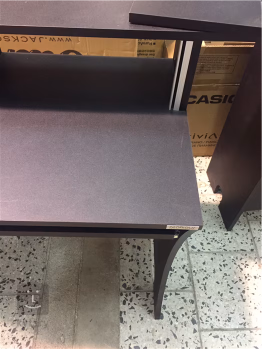 Glorious Workbench BK (použité) - Štúdiový stôl