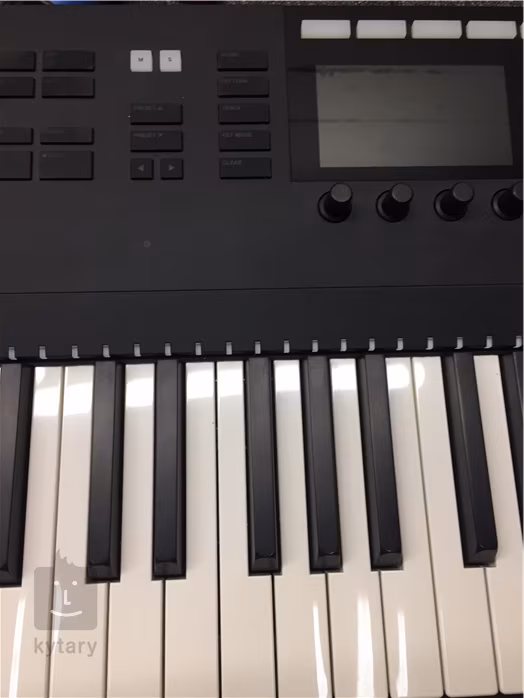 Native Instruments Komplete Kontrol S88 MK2  (použité) - USB/MIDI keyboard