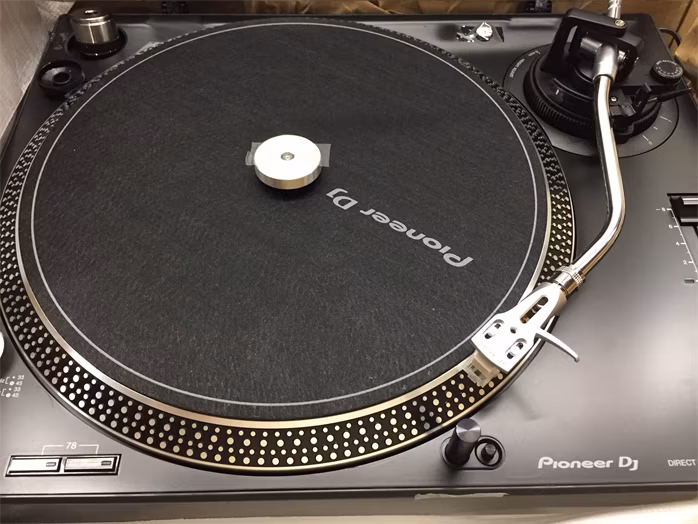 Pioneer DJ PLX-500-K (použité) - DJ gramofón s priamym pohonom