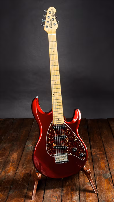 Music Man 2010 Silhouete Special Hardtail USA Candy Apple Red - Elektrická gitara