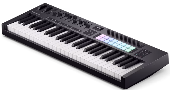 Novation Launchkey 49 MK4 (použité) - USB/MIDI keyboard