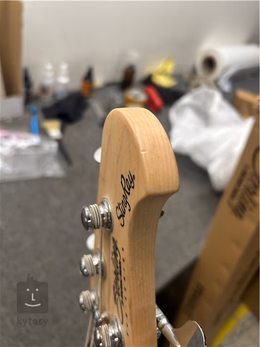 Sterling by Music Man SUB StingRay H Vintage Cream (rozbalené) - Elektrická basgitara